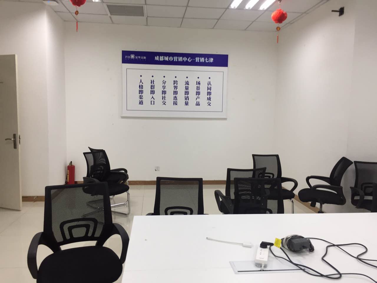 怎样评价展架广告与古板广告媒体的本钱效益？？？？？？？？