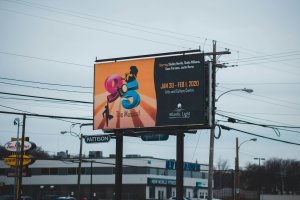 高端手刺定制中的设计气概有哪些